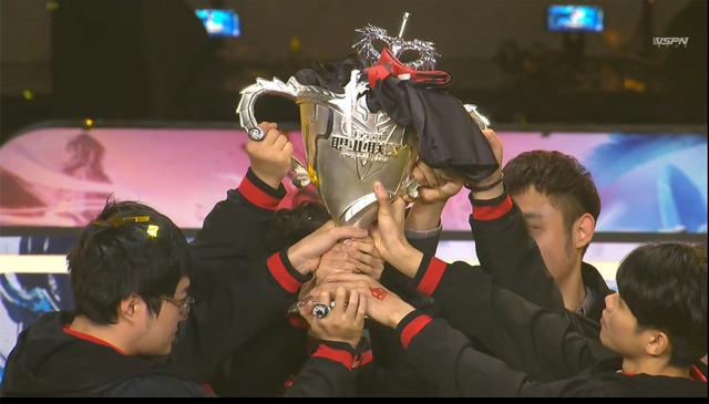發球迷和專