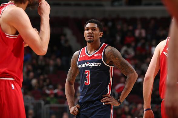 徐露摘金的 徐露摘金的