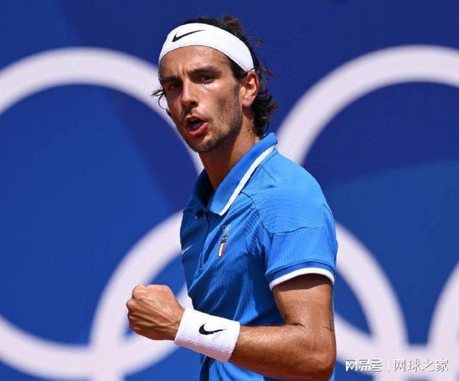 但都因为稍 但都因为稍